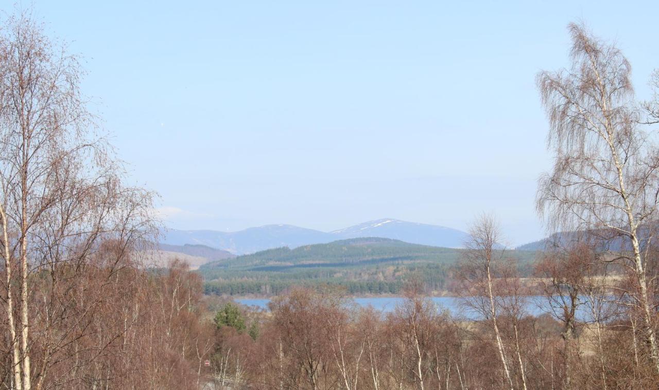 Skye Cottage, Meadowside House, Near Kingussie Exterior foto